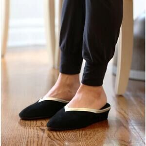 Jacques Levine Women's 9 Gold Black Suede Slipper Slip On Casual Comfort LB6-45
